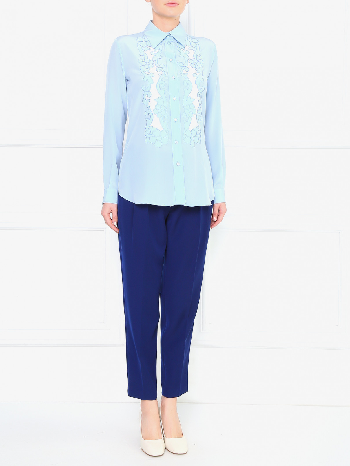 Блуза из шелка с вышивкой Moschino Cheap&Chic  –  Модель Общий вид  – Цвет:  Синий