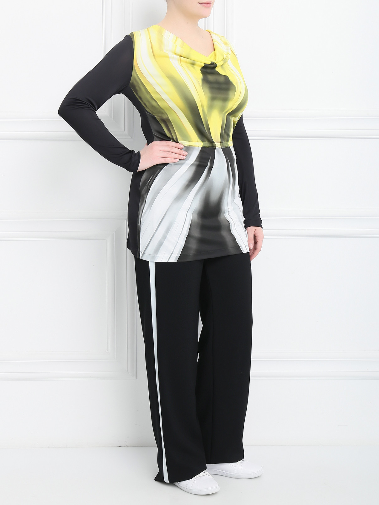 Блуза с драпировкой и узором Marina Rinaldi  –  Модель Общий вид  – Цвет:  Черный