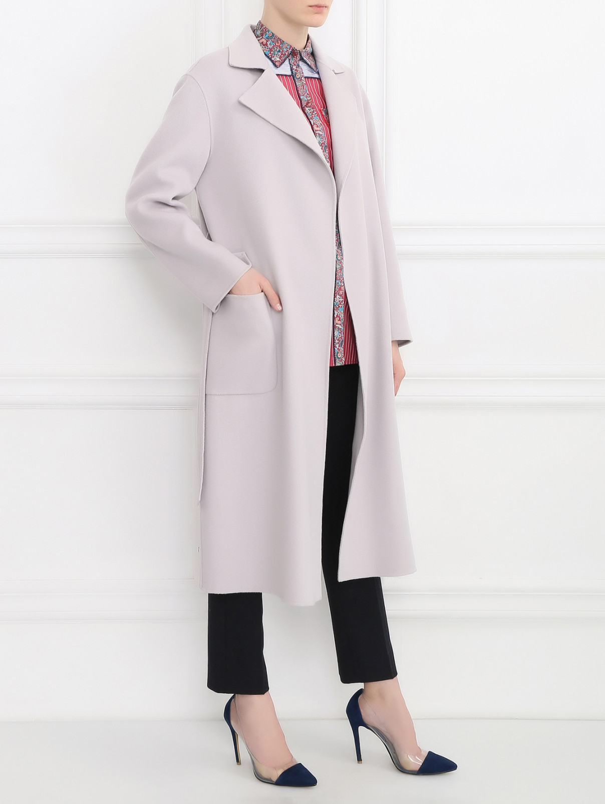 Пальто Armani Collezioni  –  Модель Общий вид  – Цвет:  Серый