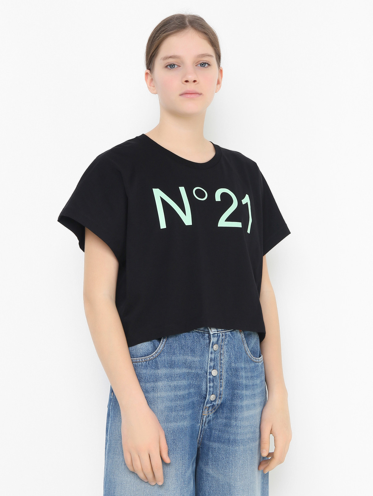 Хлопковая футболка с принтом N21  –  МодельВерхНиз  – Цвет:  Черный