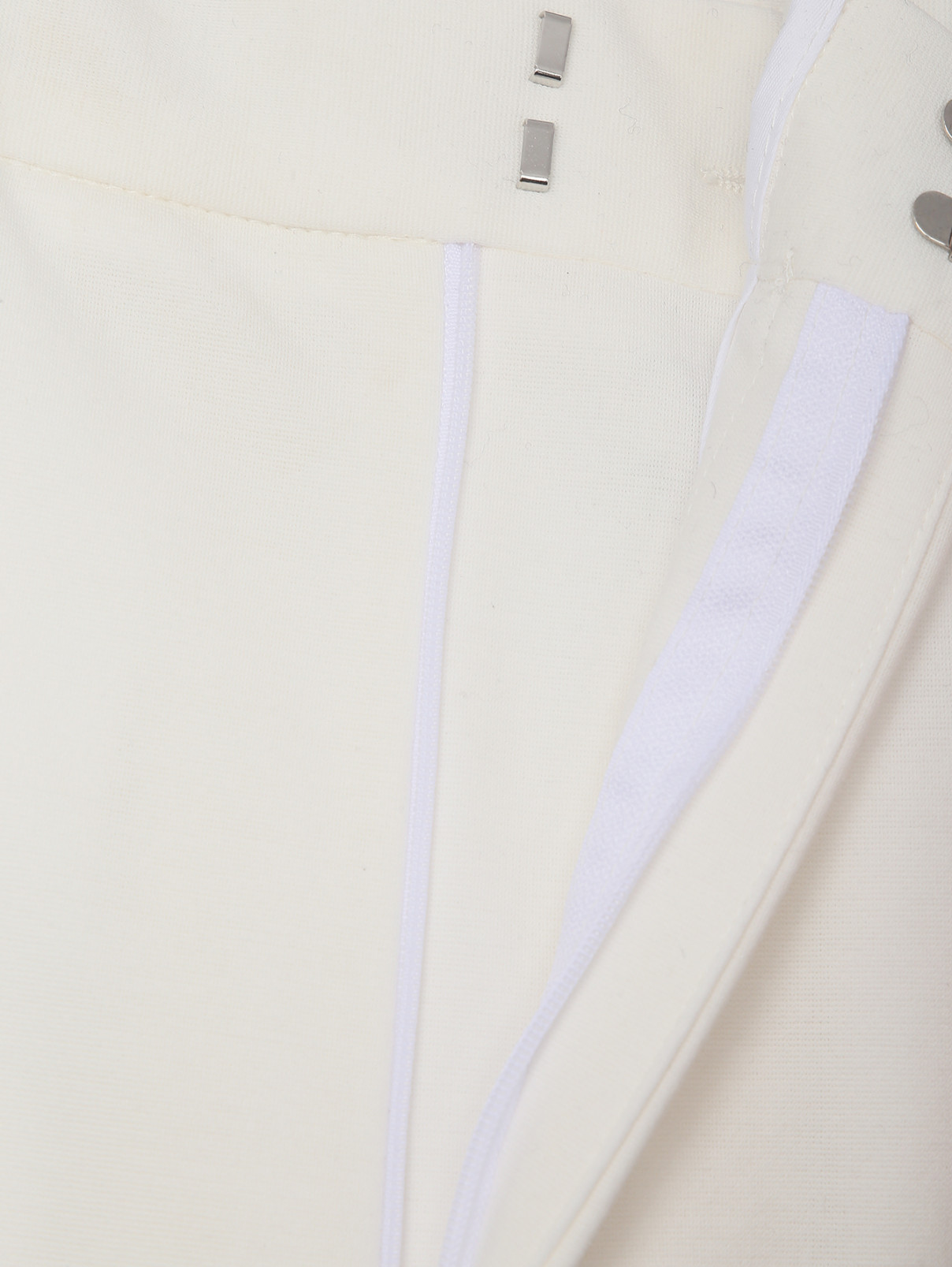 Трикотажные брюки с карманами LARDINI  –  Деталь  – Цвет:  Белый
