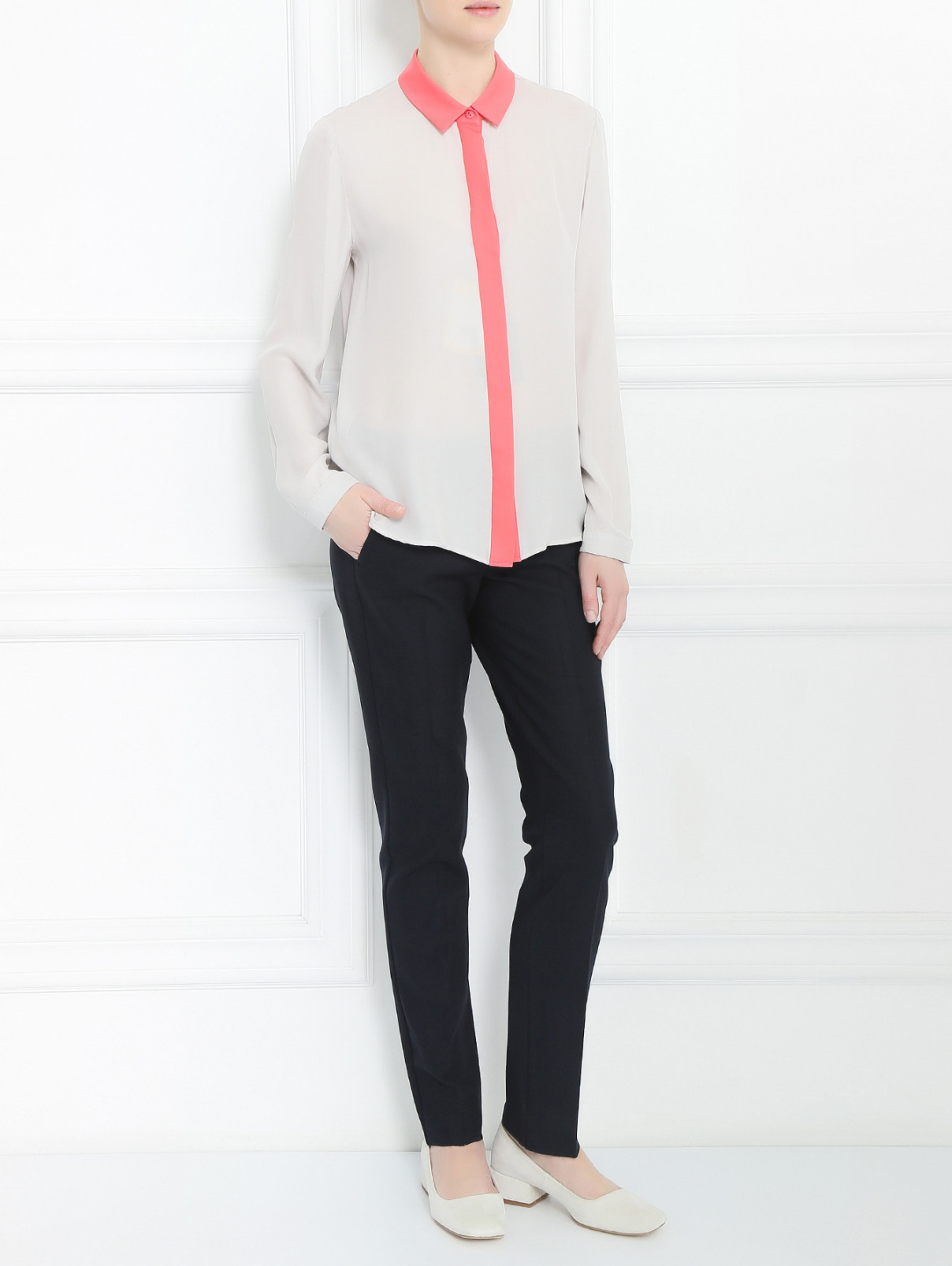Блуза из шелка свободного кроя с контрастной отделкой Emporio Armani  –  Модель Общий вид  – Цвет:  Белый