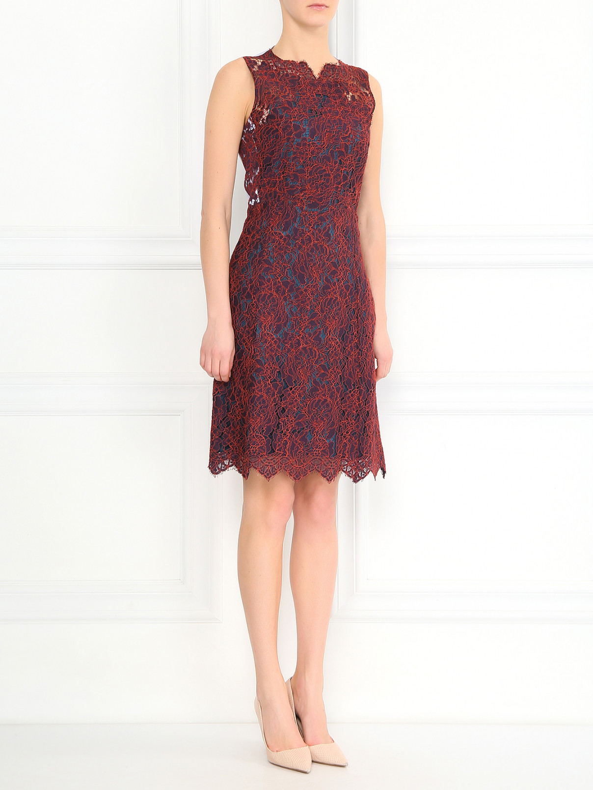 Платье из кружевного полотна и контрастной вставкой Carven  –  Модель Общий вид  – Цвет:  Красный
