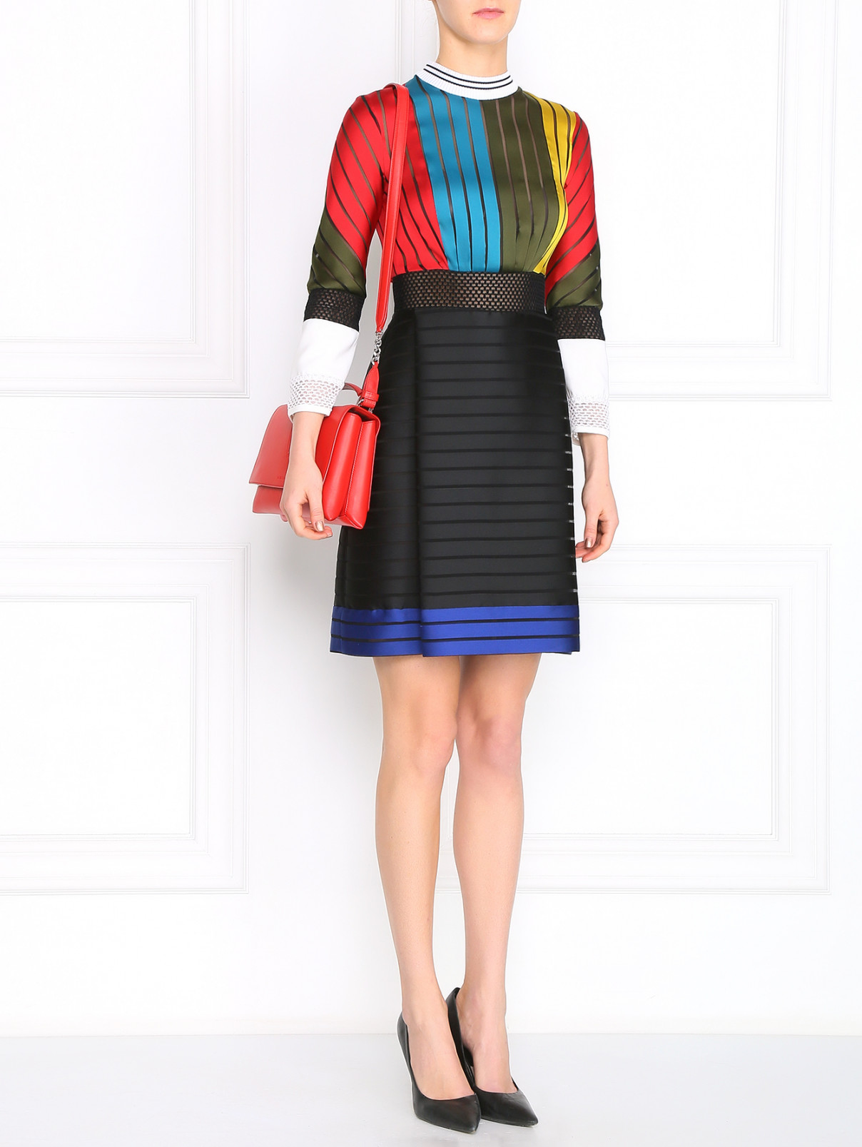 Платье из шелка с узором "полоска" Mary Katrantzou  –  Модель Общий вид  – Цвет:  Черный