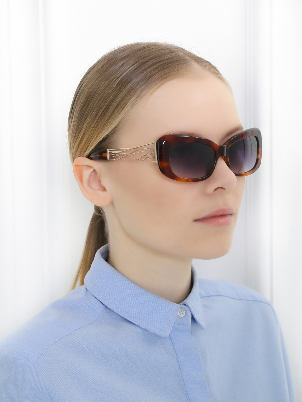 Очки солнцезащитные в пластиковой оправе Linda Farrow  –  Модель Общий вид  – Цвет:  Узор