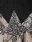 Платье-футляр из шелка с баской и вставкой из кружева Marina Rinaldi  –  Деталь