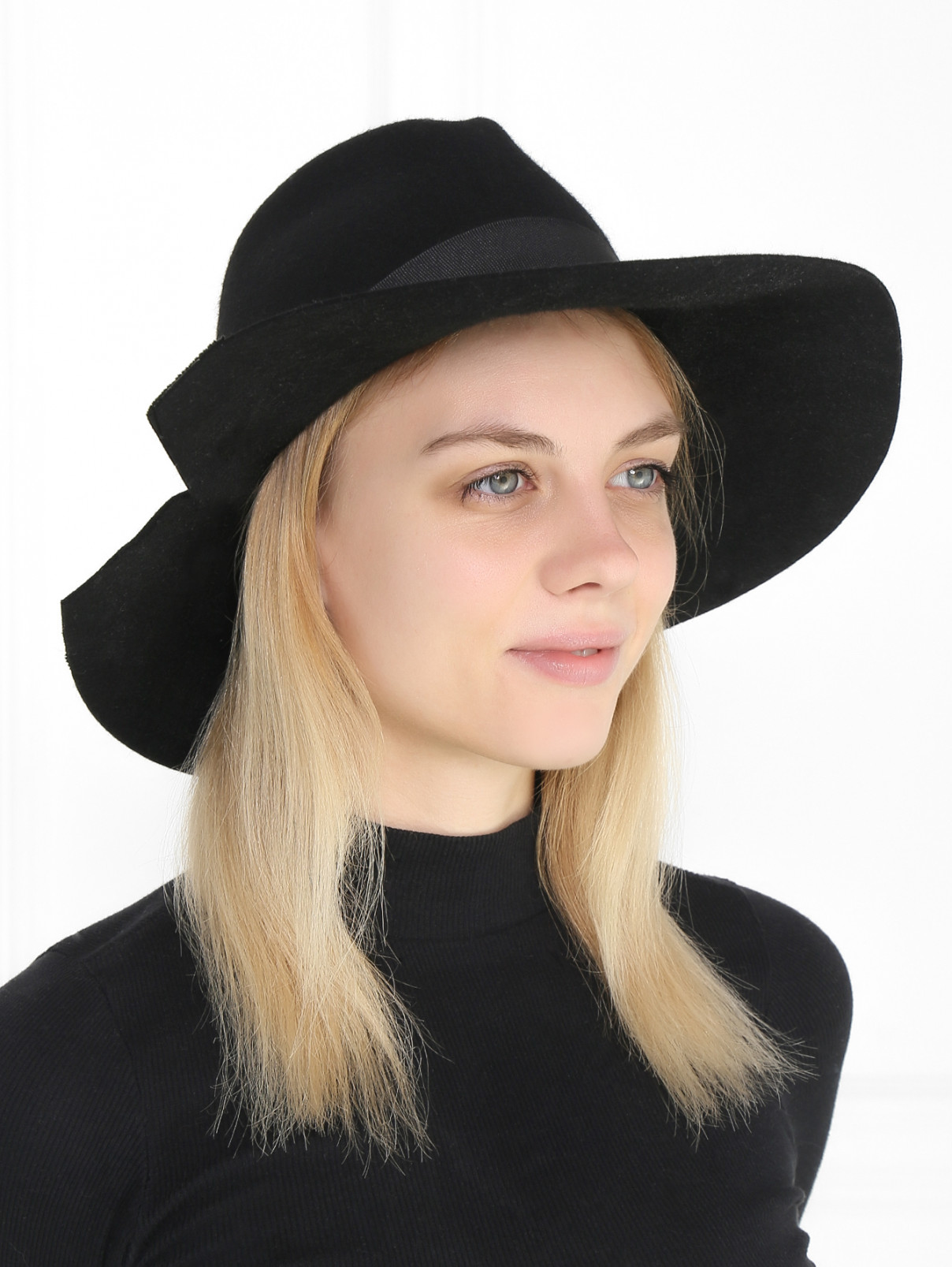 Шляпа из шерсти с широкими полями Emporio Armani  –  Модель Общий вид  – Цвет:  Черный