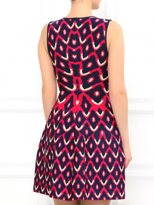 Трикотажное платье из фактурной ткани - Модель Верх-Низ1