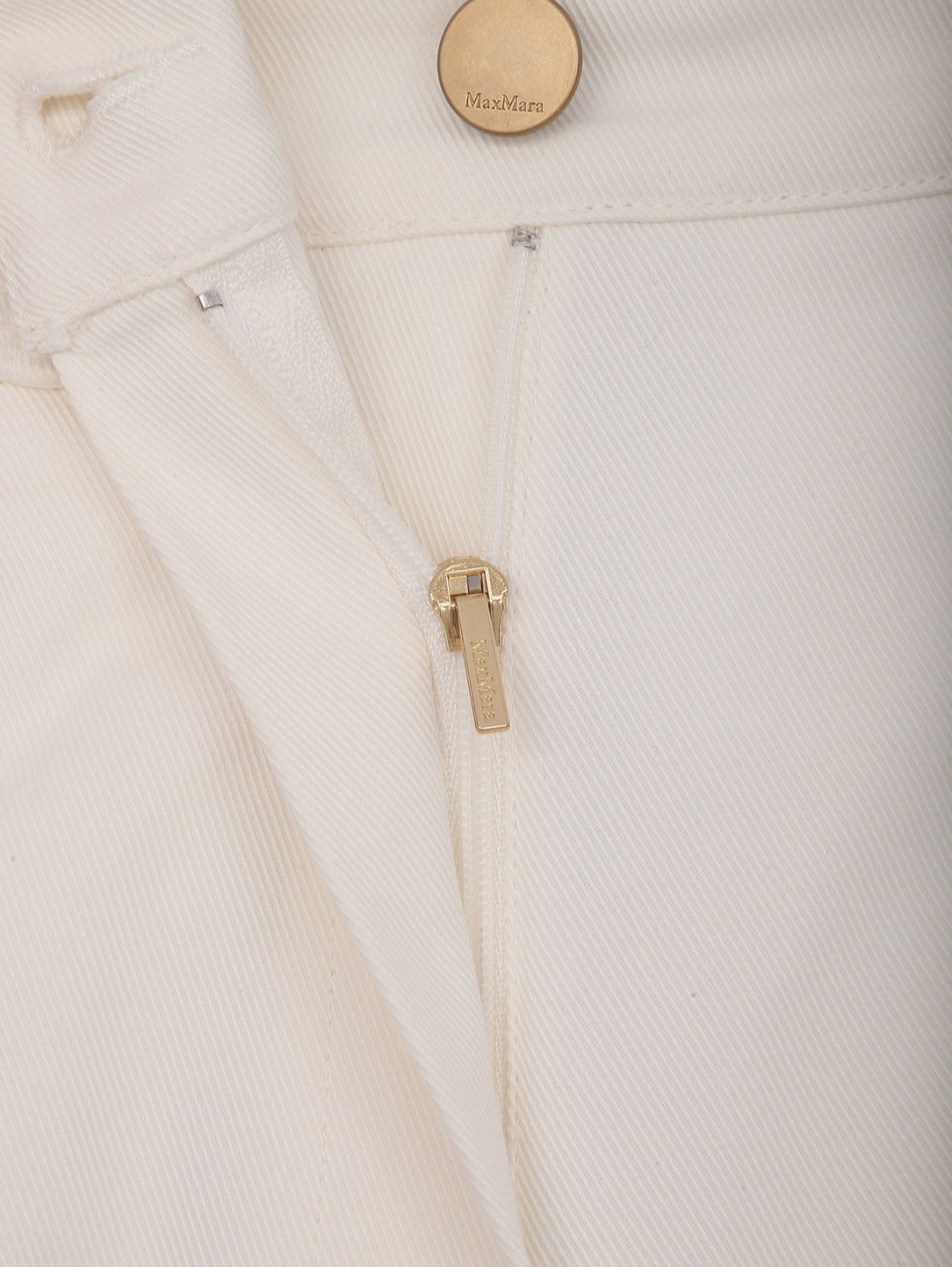 Однотонные джинсы из хлопка Max Mara  –  Деталь  – Цвет:  Белый