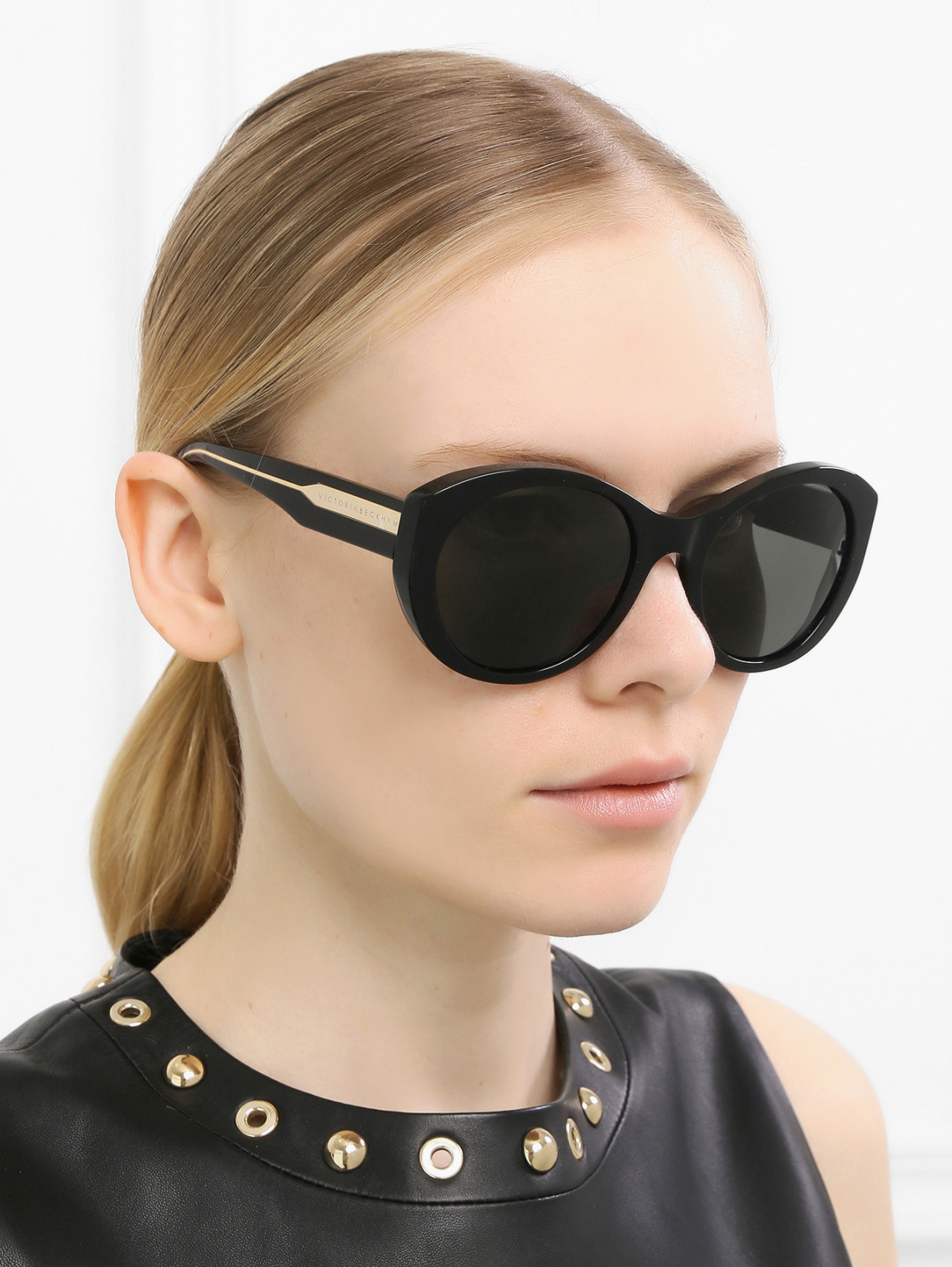 Очки солнцезащитные в круглой оправе Viktoria Beckham  –  Модель Общий вид  – Цвет:  Черный