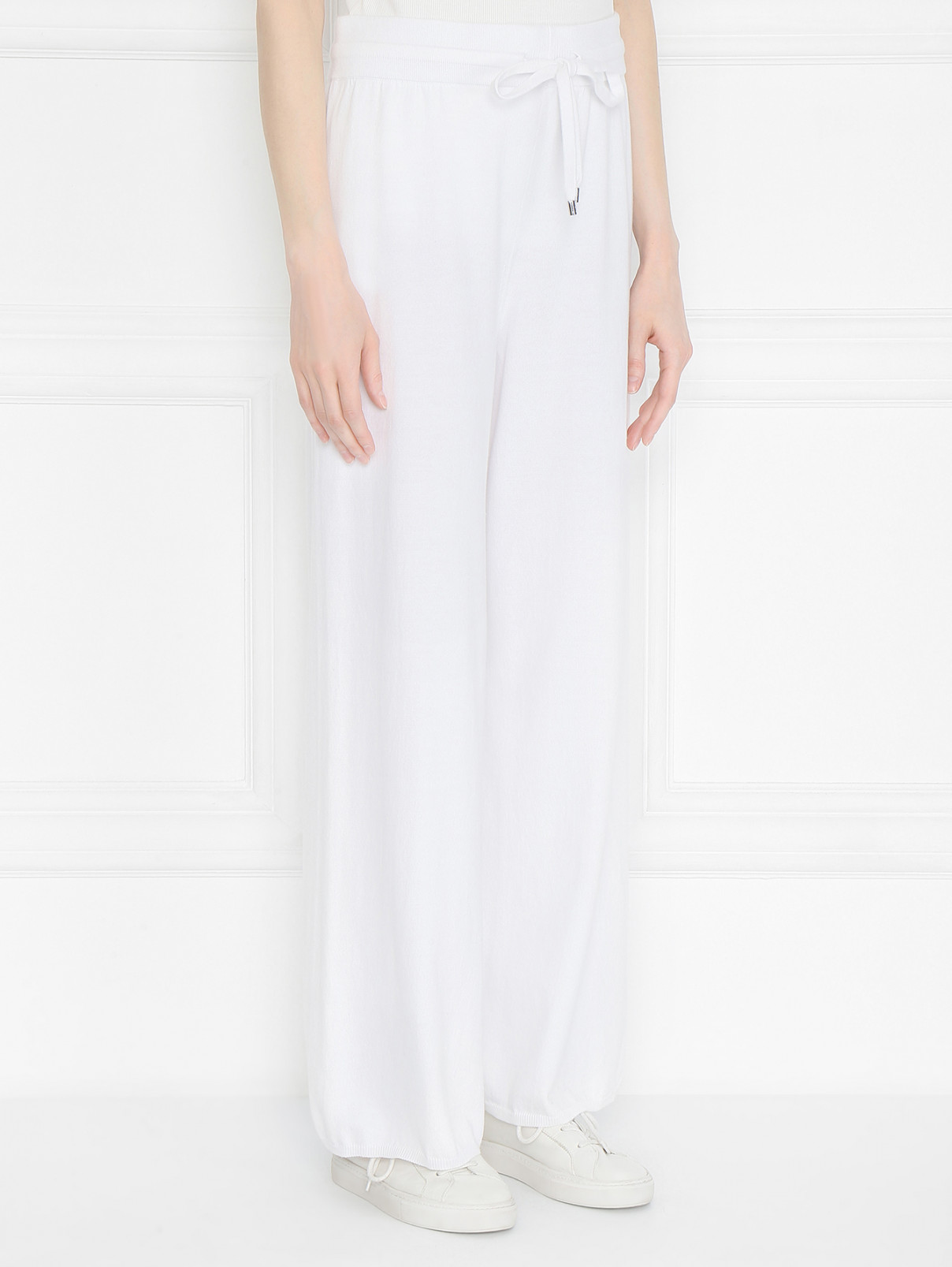 Трикотажные брюки из хлопка на резинке Malo  –  МодельВерхНиз  – Цвет:  Белый