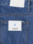 Укороченные джинсы с металлической фурнитурой Sjyp  –  Деталь