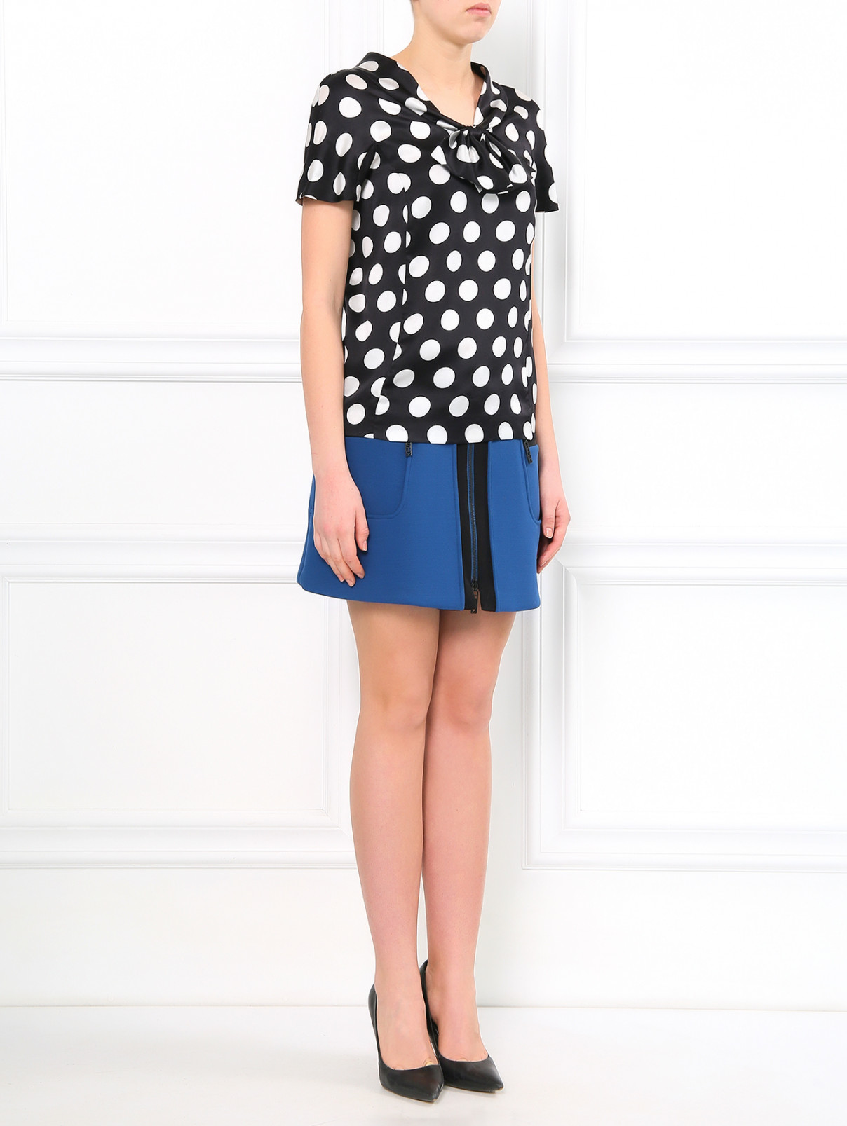 Шелковая блуза с узором "горох" Moschino  –  Модель Общий вид  – Цвет:  Узор