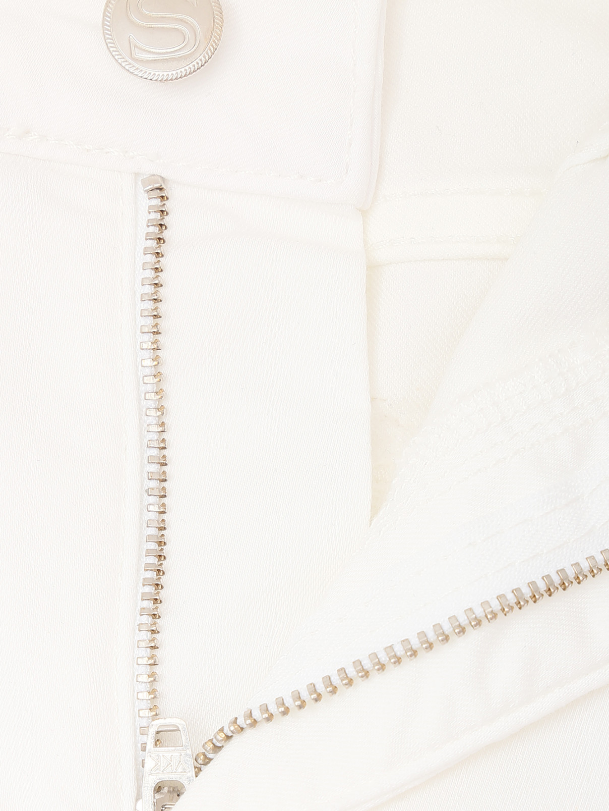 Однотонные зауженные джинсы SILVIAN HEACH  –  Деталь  – Цвет:  Белый