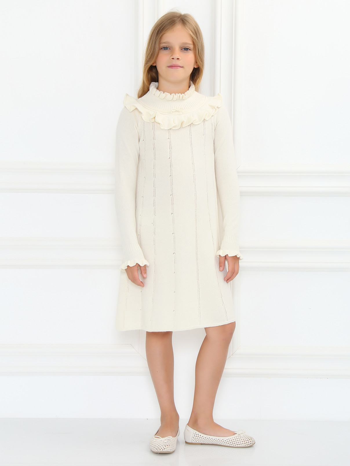 Платье свободного кроя с ажурным воротом MiMiSol  –  Модель Общий вид  – Цвет:  Белый