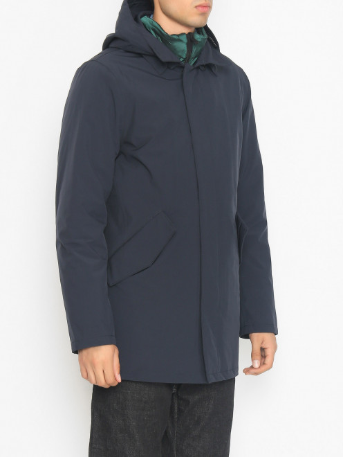 Утепленная куртка с капюшоном на молнии - МодельВерхНиз