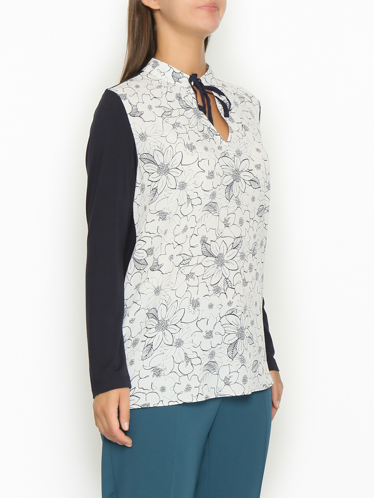Блуза с узором и V-образным вырезом Persona by Marina Rinaldi  –  МодельВерхНиз  – Цвет:  Мультиколор