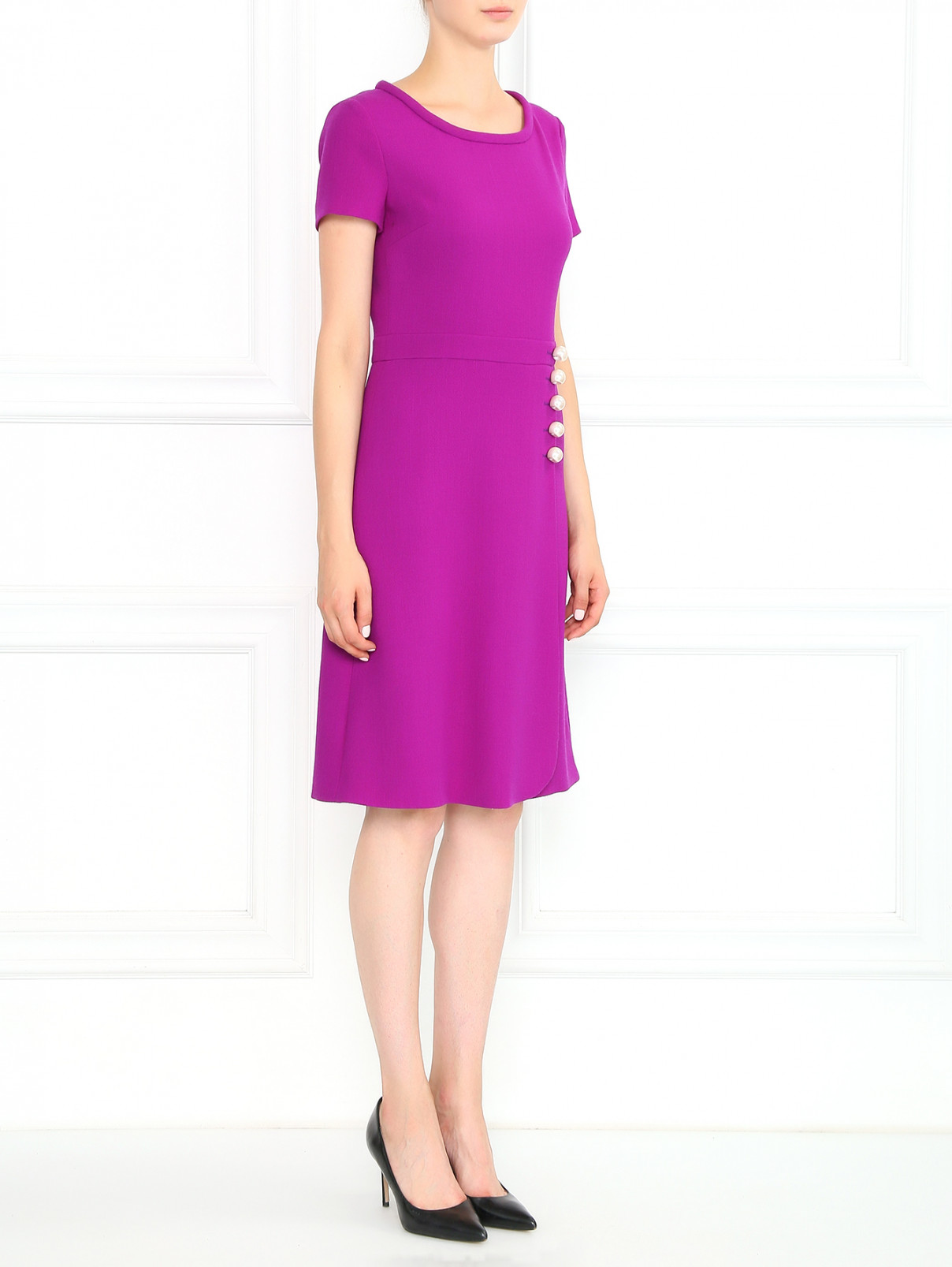 Платье-футляр из шерсти декорированное бусинами Moschino Boutique  –  Модель Общий вид  – Цвет:  Фиолетовый