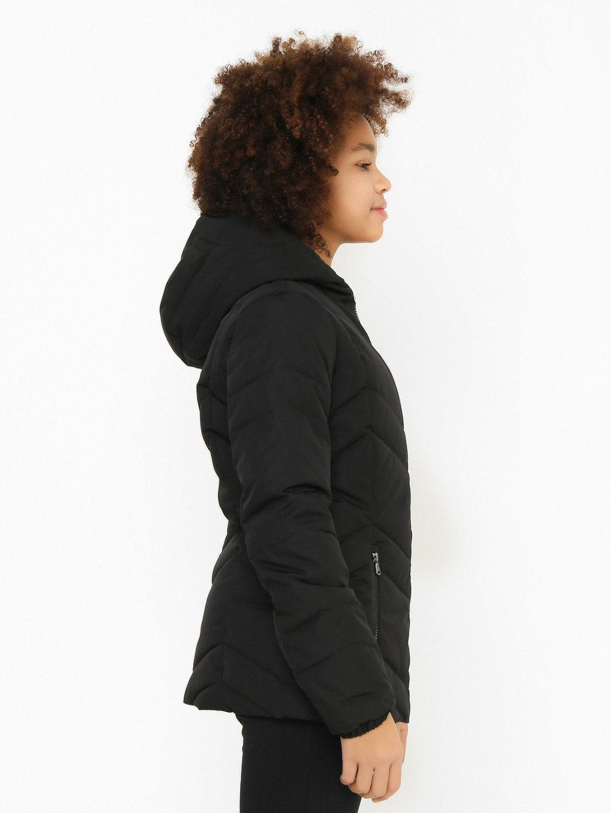 Стеганая куртка с капюшоном EA 7  –  МодельВерхНиз2  – Цвет:  Черный
