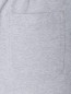 Трикотажные брюки с логотипом Helmut Lang  –  Деталь