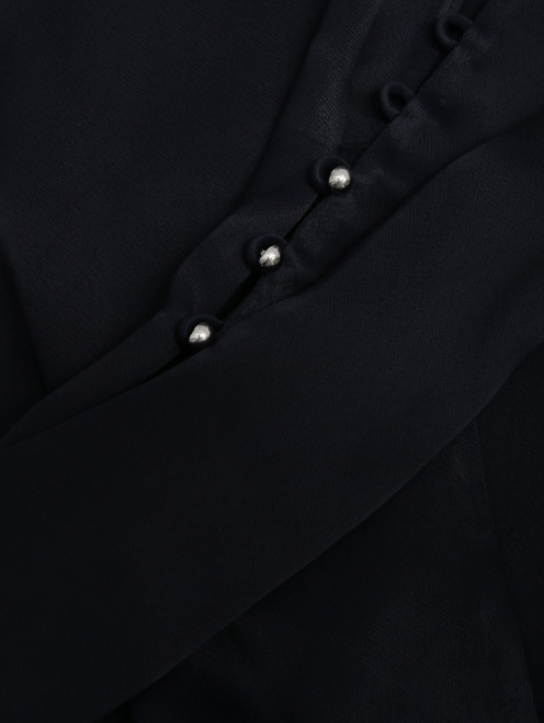 Блуза с разрезами на рукавах - Деталь1