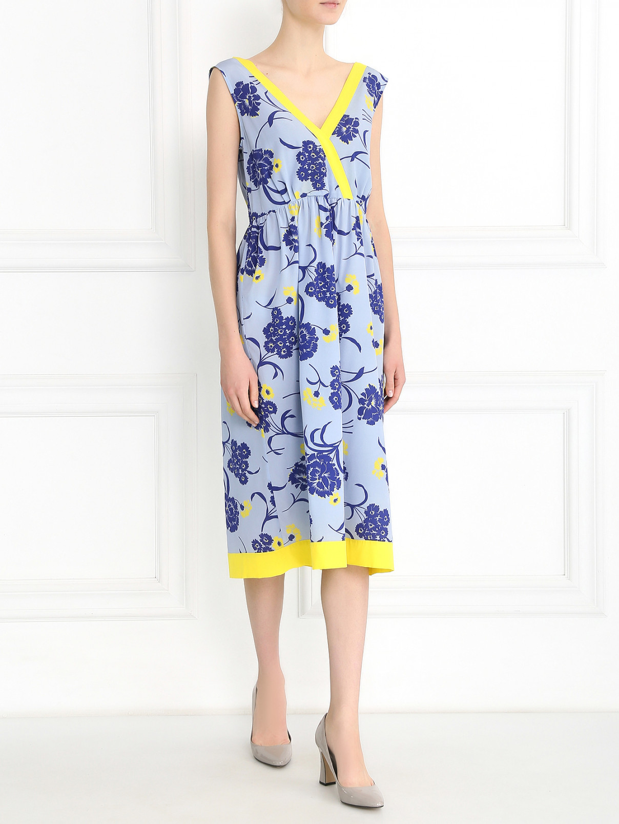 Платье из шелка с цветочным узором P.A.R.O.S.H.  –  Модель Общий вид  – Цвет:  Мультиколор