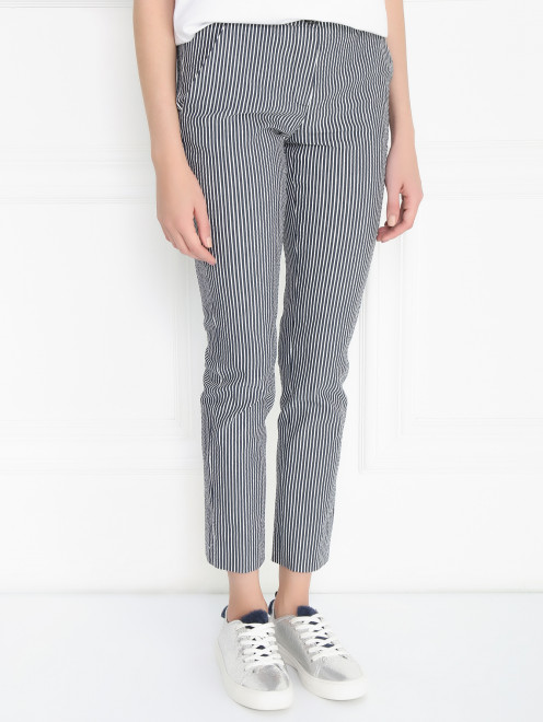 Узкие брюки из хлопка  и льна с узором "полоска" Emporio Armani - Модель Верх-Низ