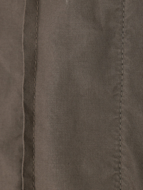 Куртка на пуговицах с накладными карманами - Деталь