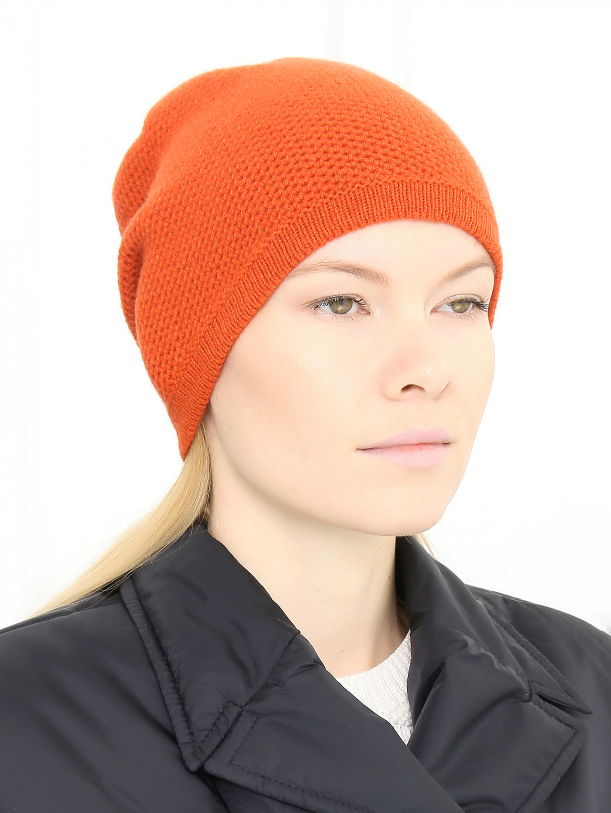 Шапка из шерсти и кашемира мелкой вязки Inverni  –  Модель Общий вид  – Цвет:  Оранжевый