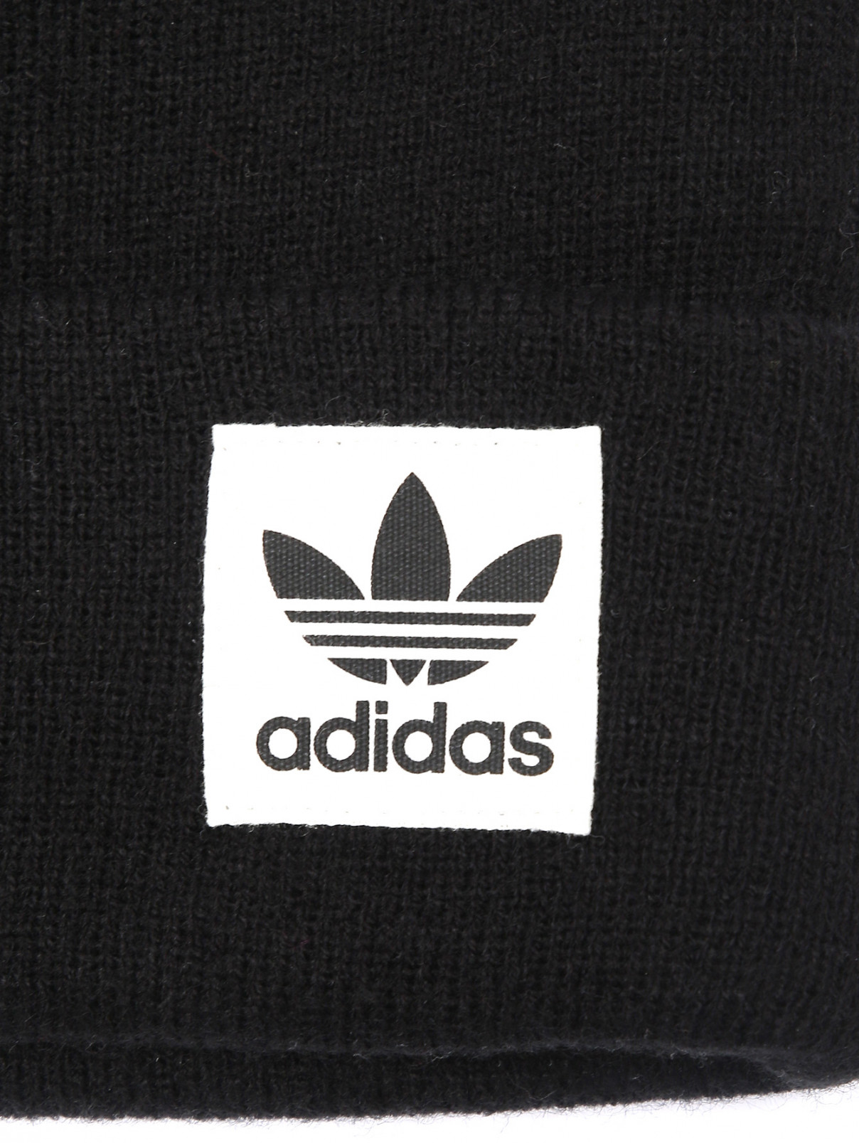 Шапка мелкой вязки с логотипом Adidas Originals  –  Деталь  – Цвет:  Черный