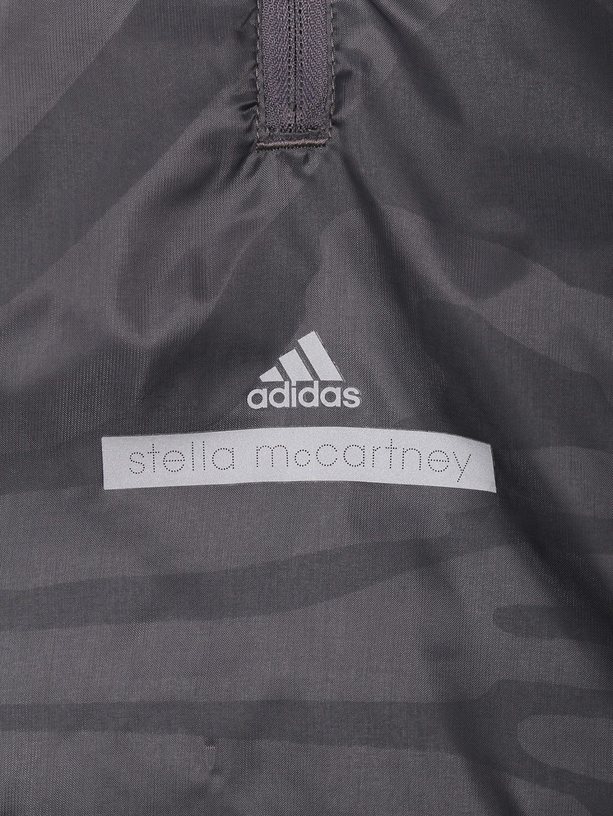 Ветровка на молнии с логотипом adidas by Stella McCartney  –  Деталь1