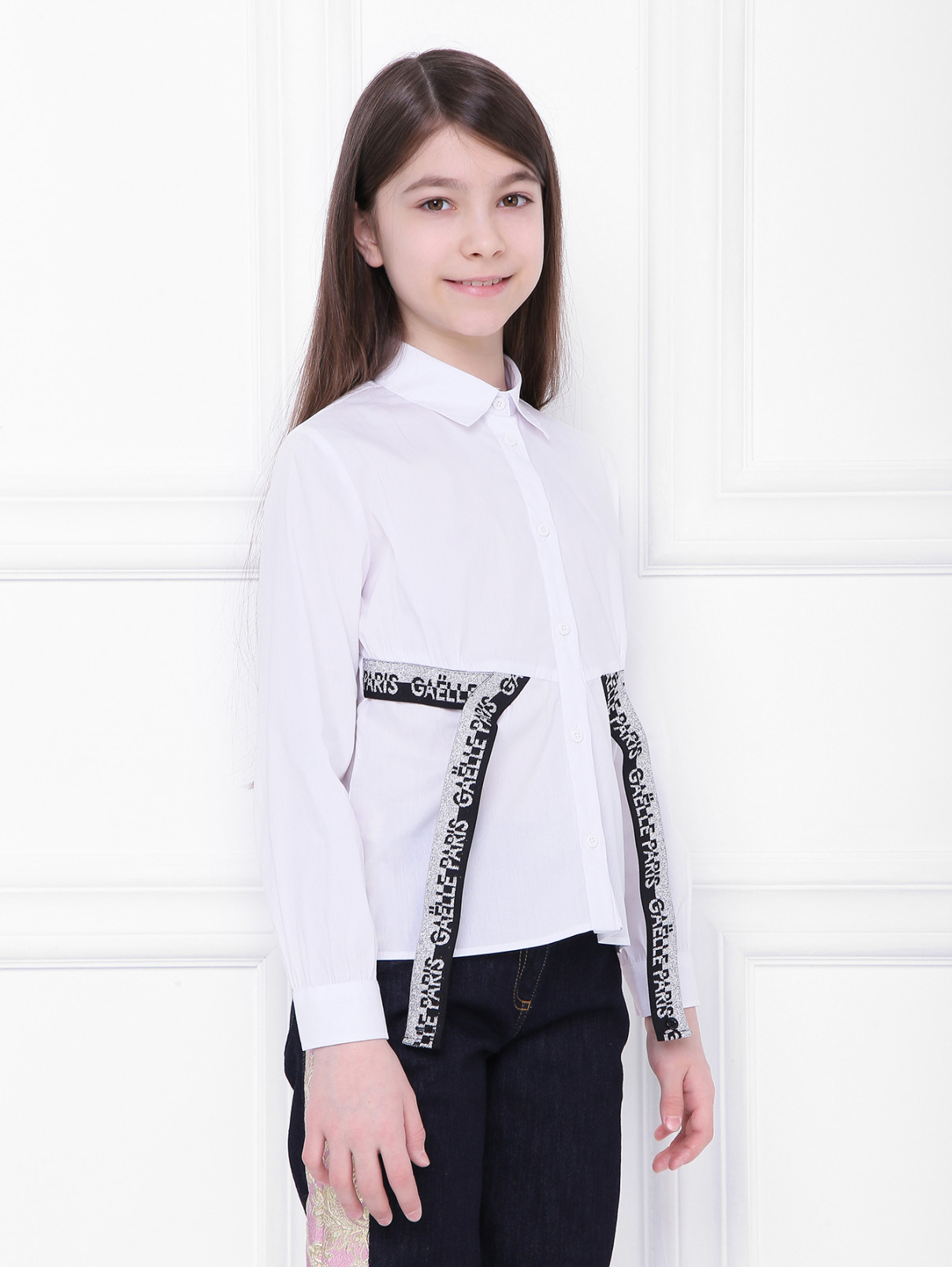 Блуза на пуговицах с поясом-резинкой Gaelle  –  МодельВерхНиз  – Цвет:  Белый