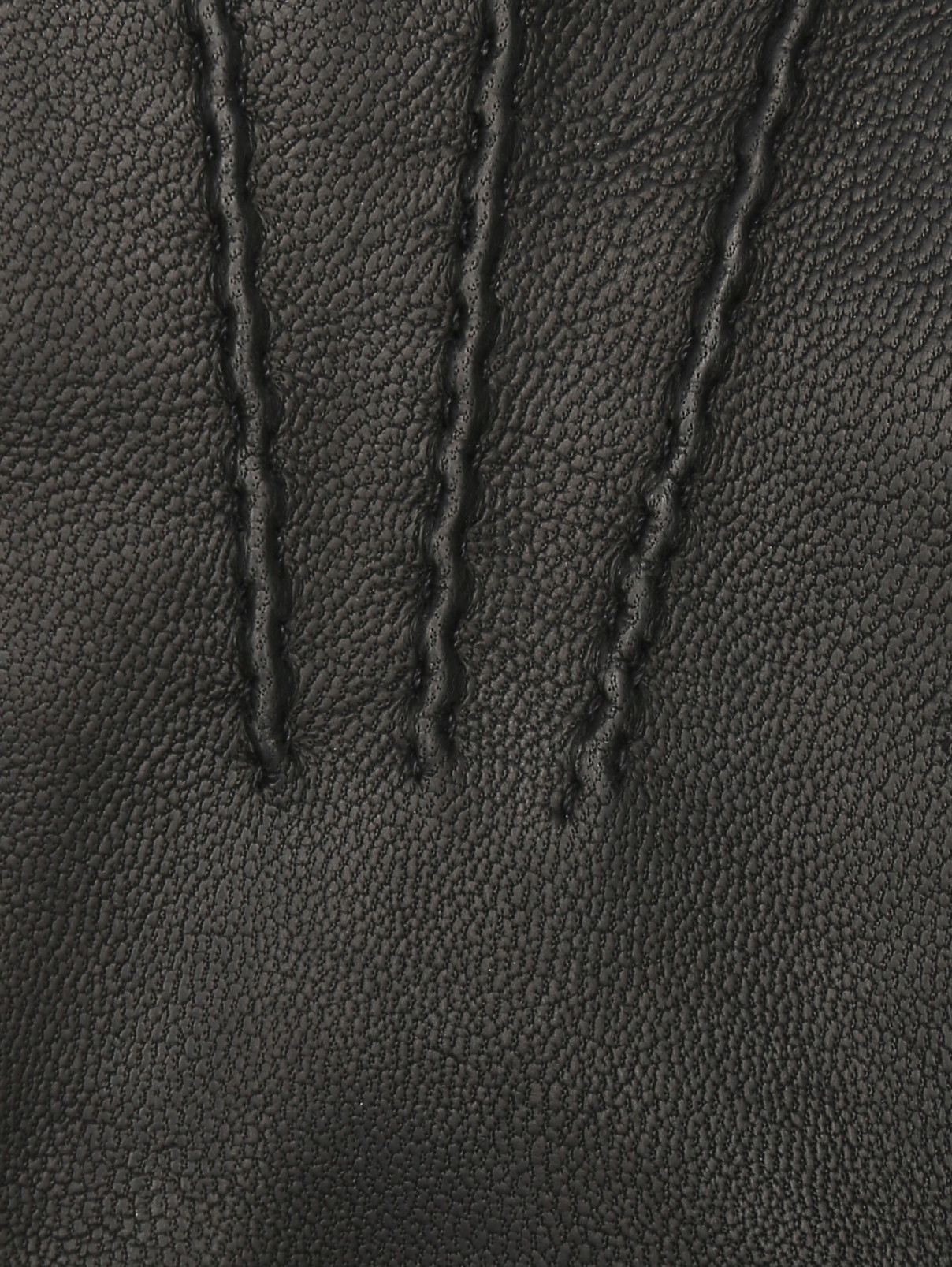 Перчатки из фактурной кожи Isaia  –  Деталь  – Цвет:  Черный