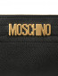 Клатч из фактурной кожи Moschino Couture  –  Деталь