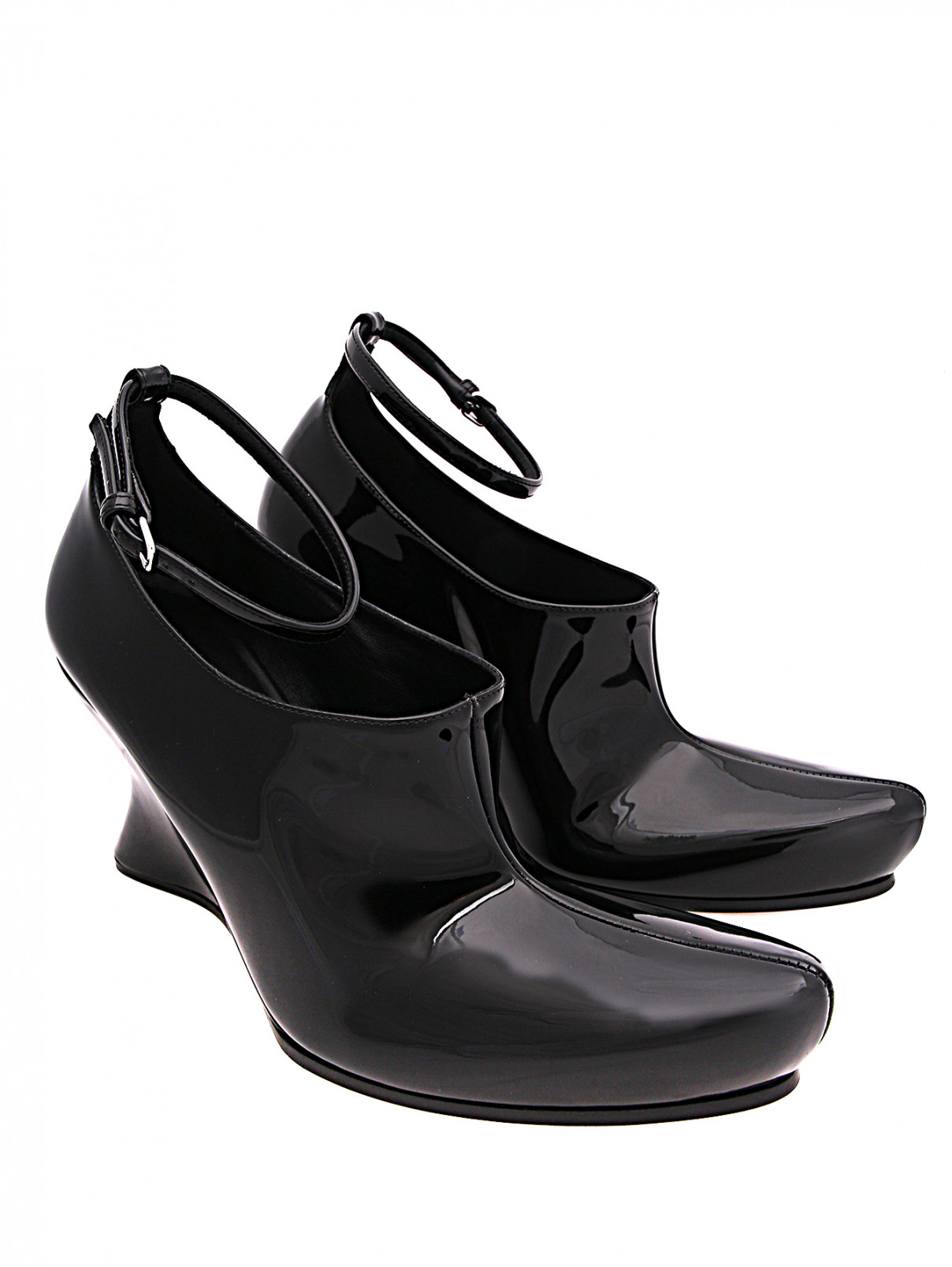 Лаковые туфли на платформе Sportmax  –  Общий вид  – Цвет:  Черный