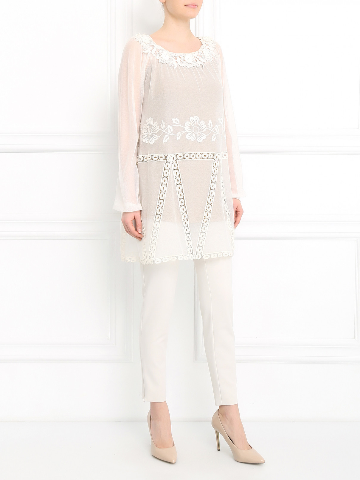 Блуза из хлопкового кружева Alberta Ferretti  –  Модель Общий вид  – Цвет:  Белый