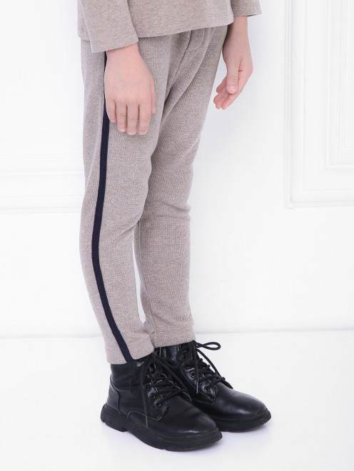 Трикотажные брюки с лампасами - МодельВерхНиз