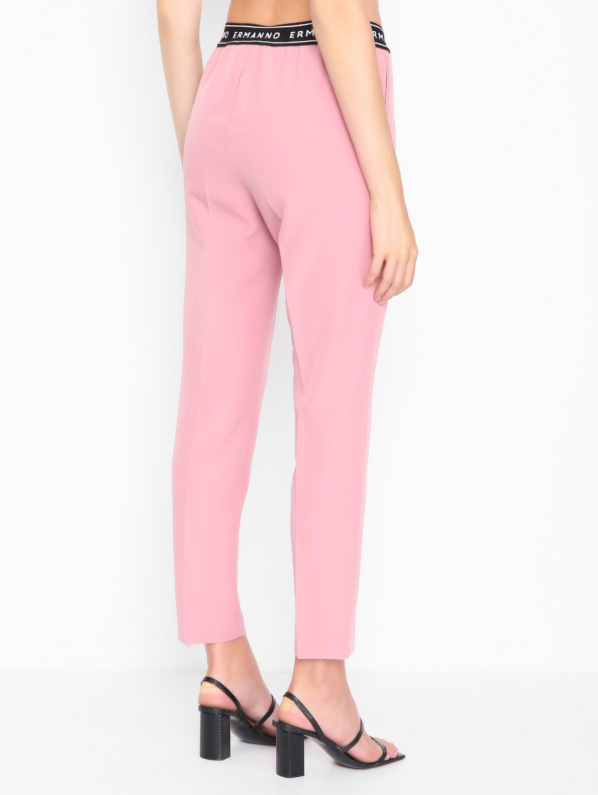 Однотонные брюки на резинке с логотипом Ermanno Firenze  –  МодельВерхНиз1  – Цвет:  Розовый