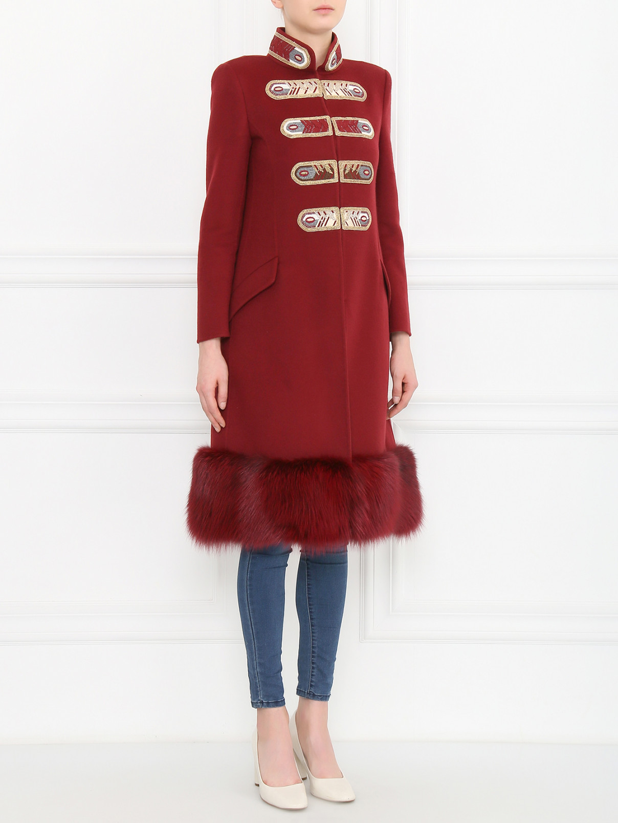 Пальто из шерсти с вышивкой и отделкой из меха Ermanno Scervino  –  Модель Общий вид  – Цвет:  Красный