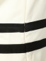 Трикотажное платье-футляр с контрастной отделкой Moschino  –  Деталь1