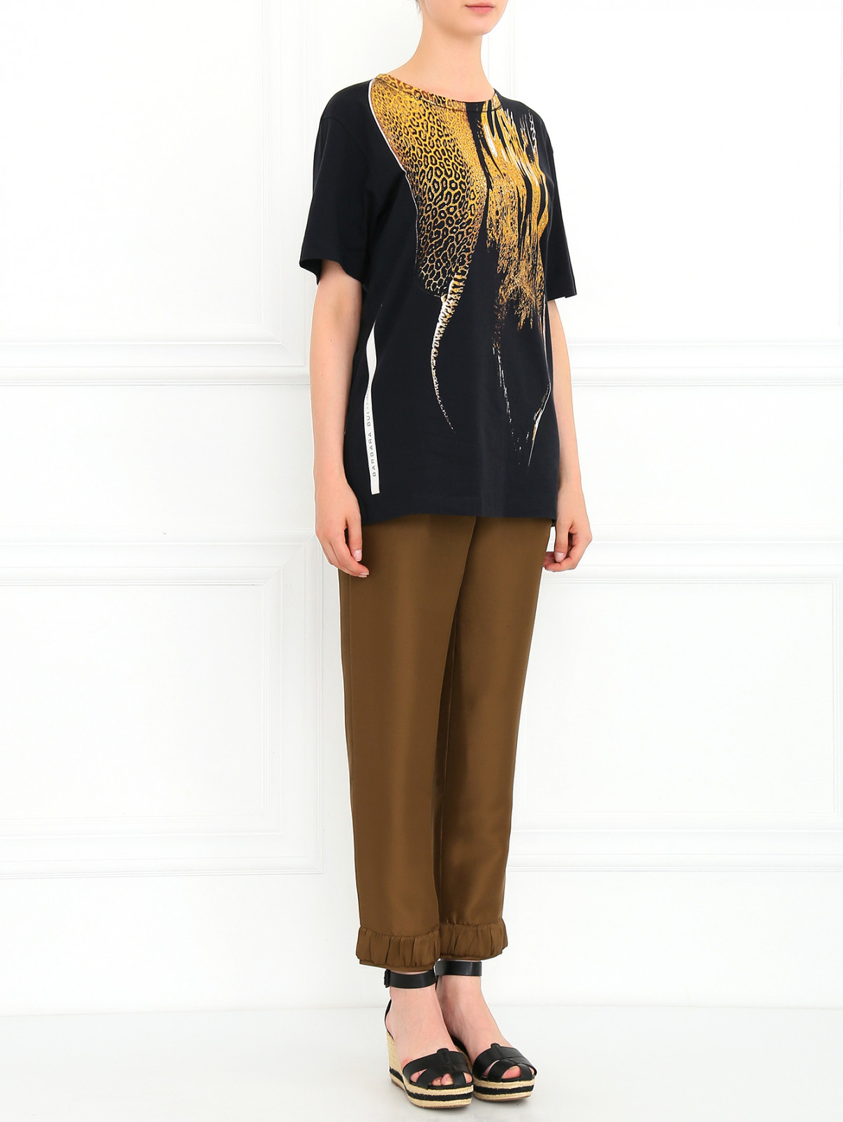 Укороченные брюки из шелка с боковыми карманами Emporio Armani  –  Модель Общий вид  – Цвет:  Металлик
