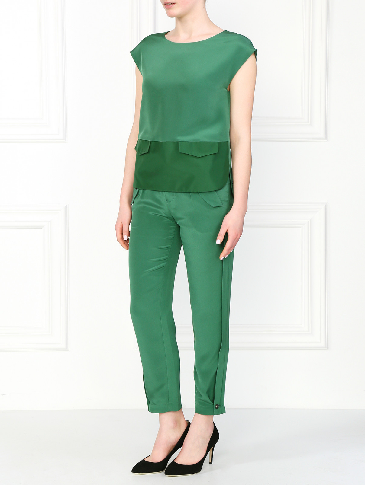 Шелковая блуза с круглым вырезом Emporio Armani  –  Модель Общий вид  – Цвет:  Зеленый