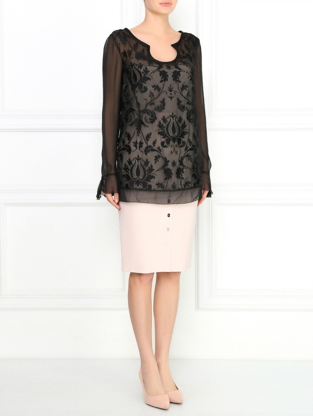 Шелковая блуза с вышивкой Alberta Ferretti  –  Модель Общий вид  – Цвет:  Черный