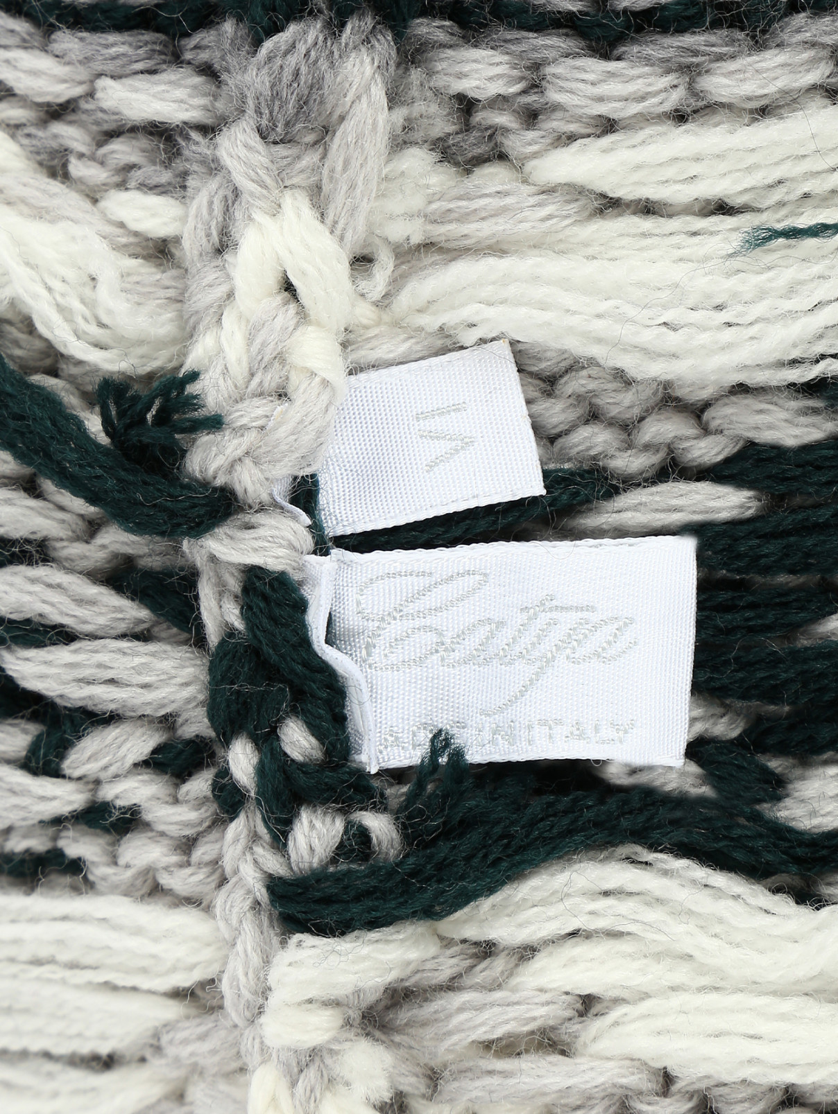 Шапка из шерсти крупной вязки с узором Catya  –  Деталь  – Цвет:  Узор