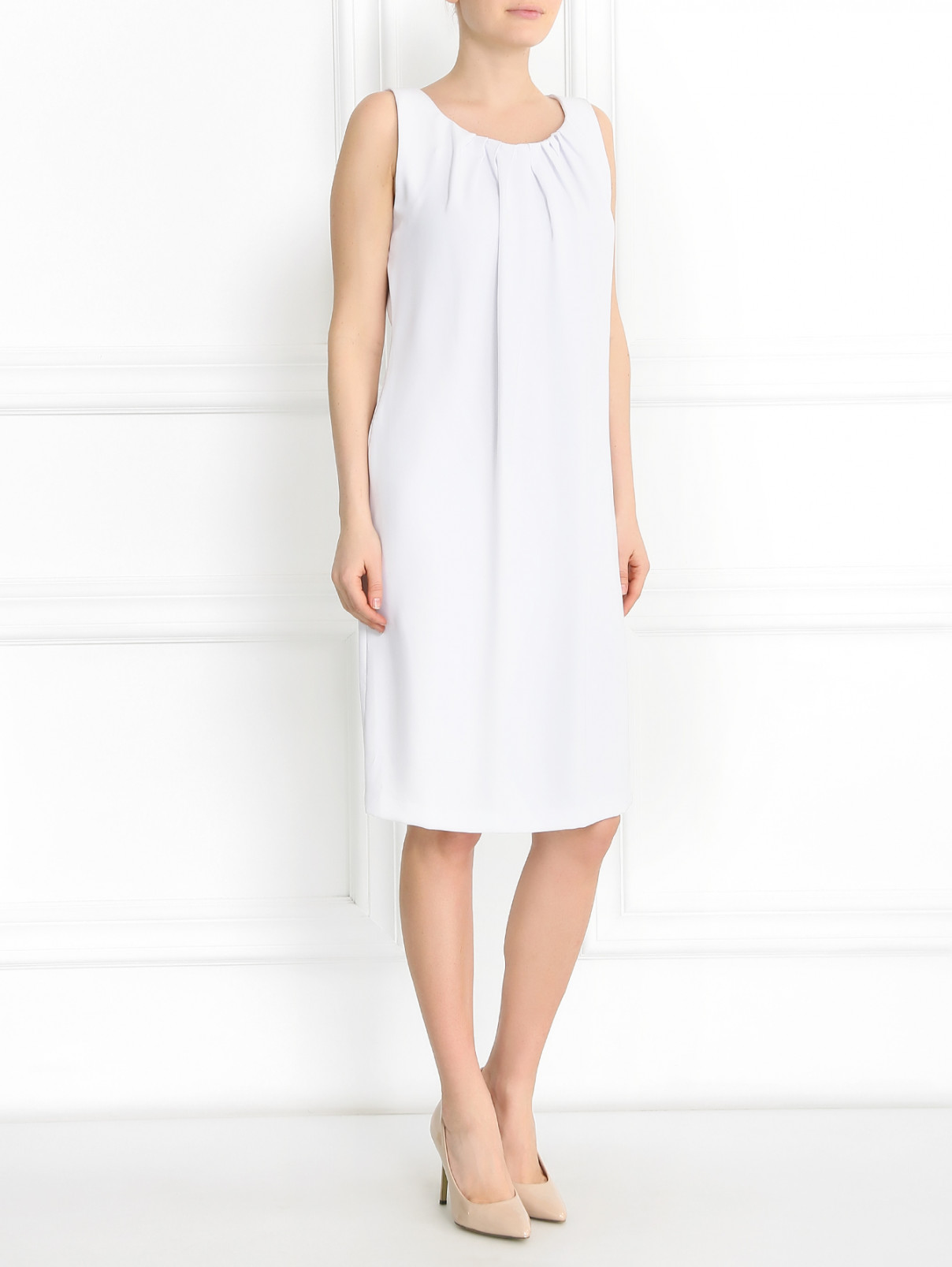 Платье свободного кроя с драпировкой Versace Collection  –  Модель Общий вид  – Цвет:  Белый