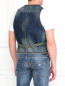 Жилет из денима с потертостями Armani Jeans  –  Модель Верх-Низ1