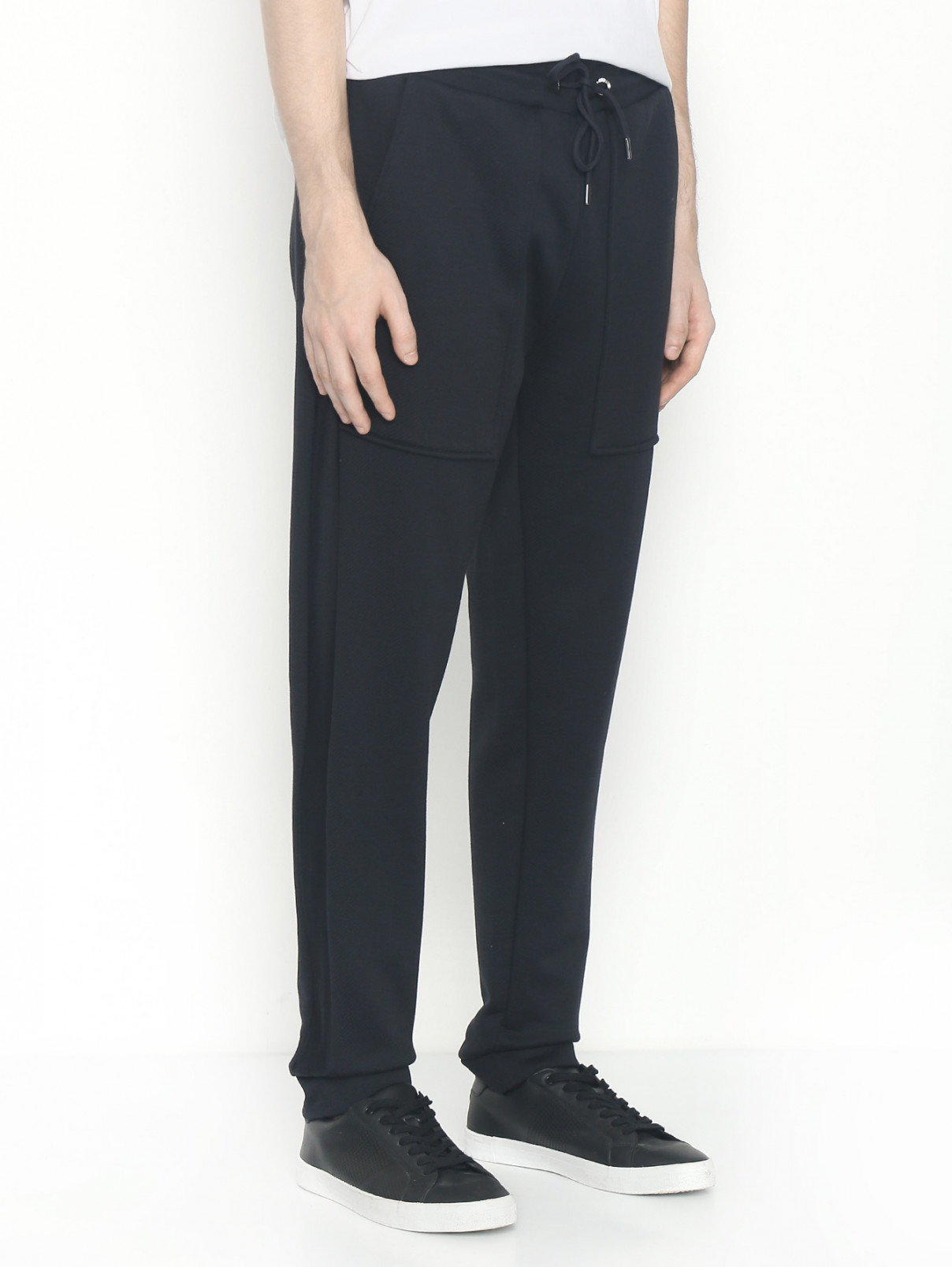 Трикотажные брюки на резинке с карманами Boss  –  МодельВерхНиз  – Цвет:  Черный