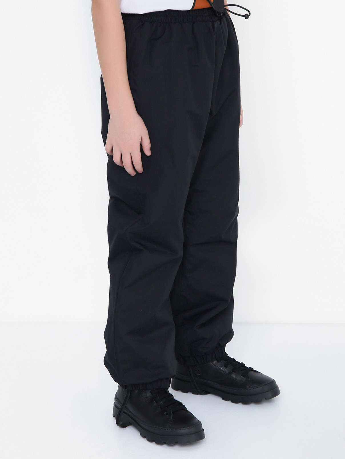 Утепленные брюки со штрипками Molo  –  МодельВерхНиз  – Цвет:  Черный