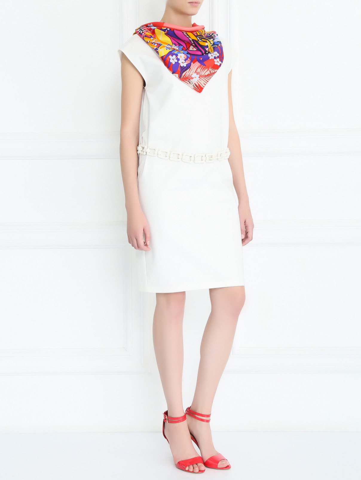 Платье из хлопка прямого кроя с декоративным поясом Moschino Cheap&Chic  –  Модель Общий вид  – Цвет:  Белый