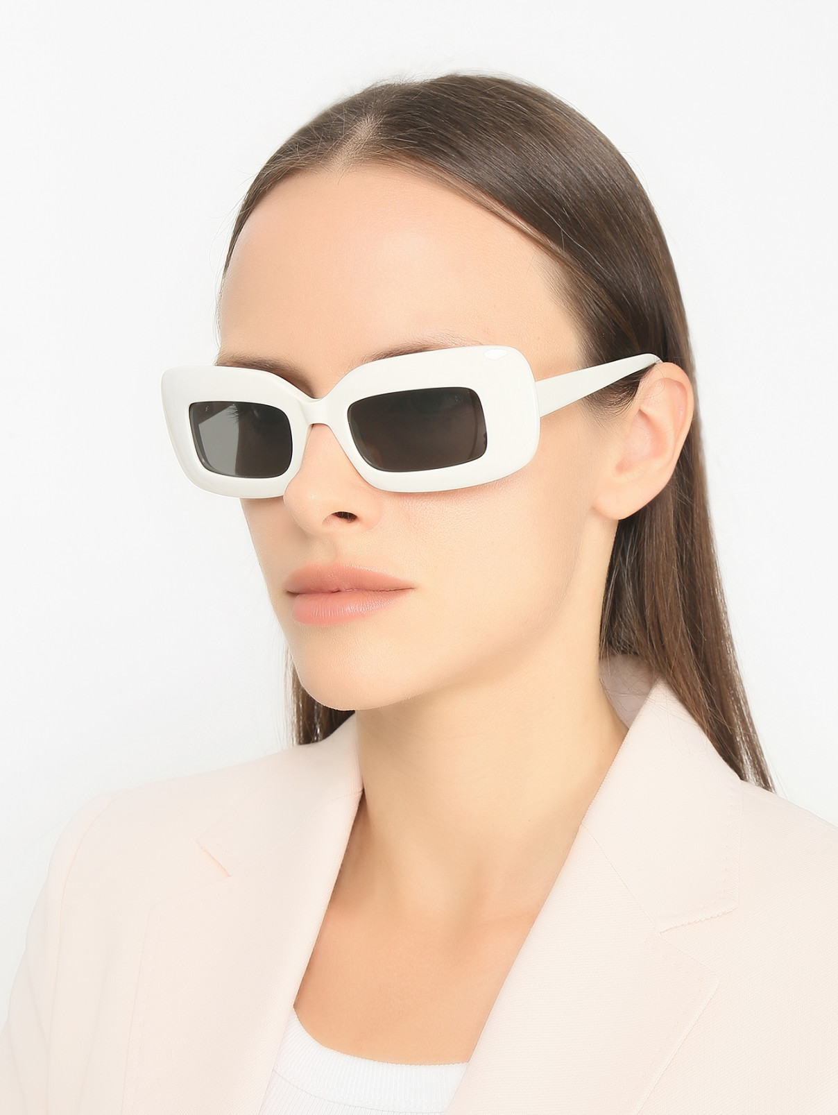 Солнцезащитные очки в белой оправе Sportmax  –  МодельОбщийВид  – Цвет:  Белый